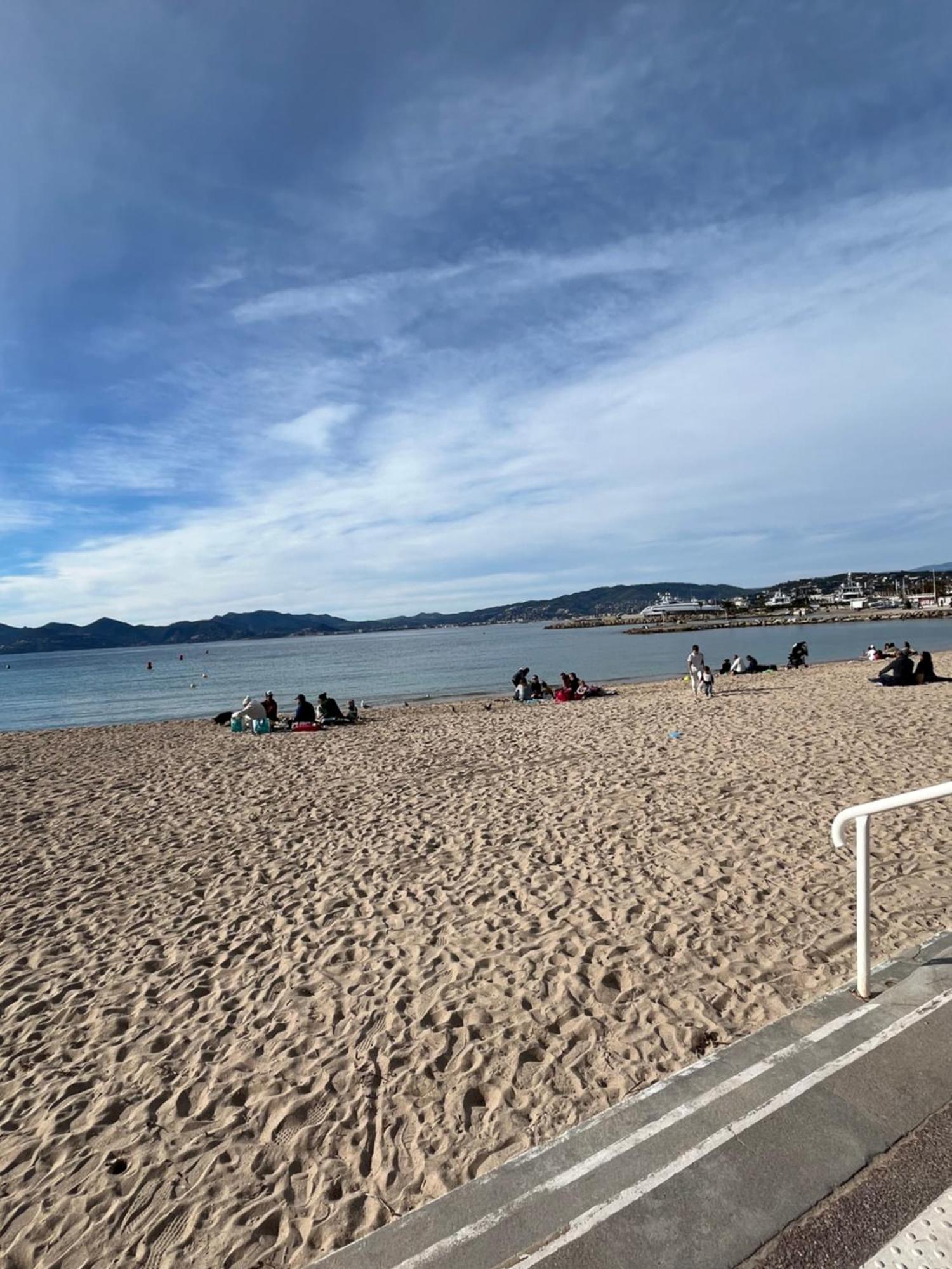 Cannes, Croisette, Palais Miramar Buitenkant foto